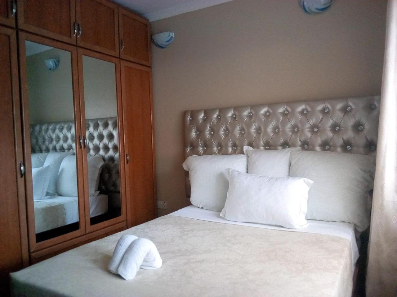 Zenith Lodge Lusaka Ngoại thất bức ảnh